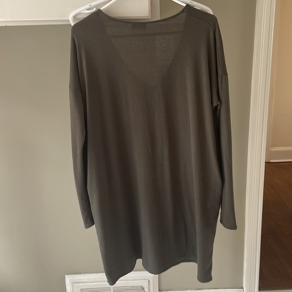 Wilfred Free Aritizia Gail Dress in Camo Green - Picture 6 of 7